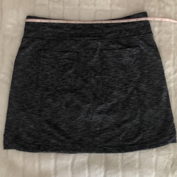 Athleta Skort - Picture 2 of 5